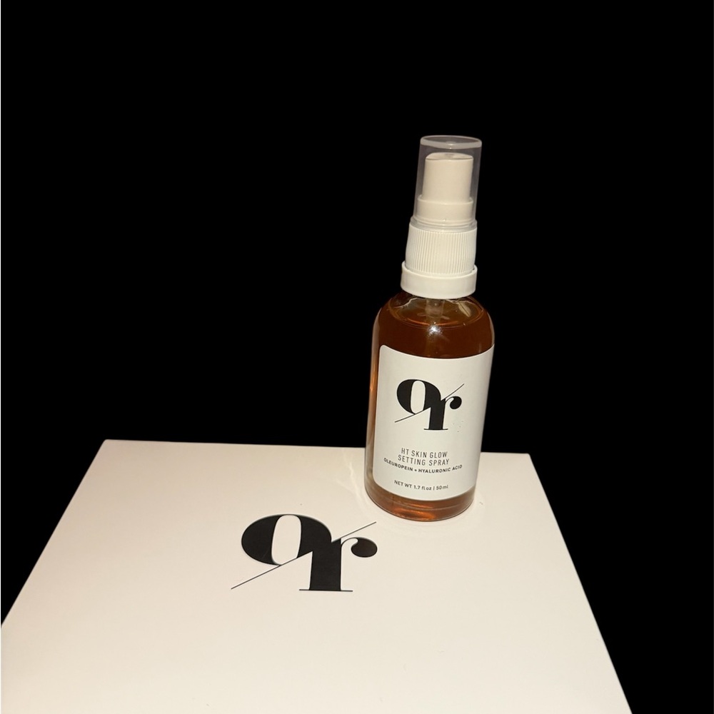 Olive Rose  HT Skin Glow Setting spray